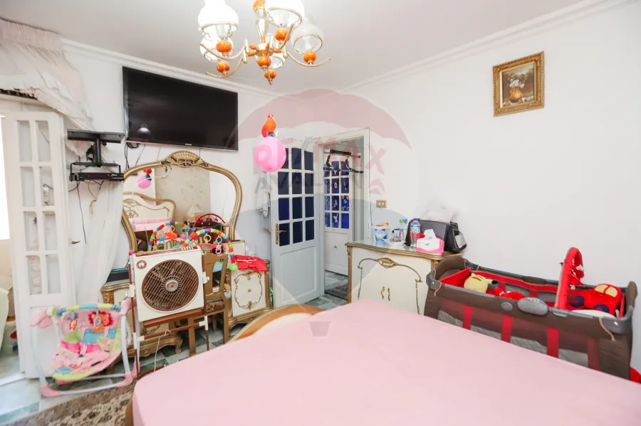 Apartment for sale 160 m Louran (Steps from abo qeer st & Teram.)