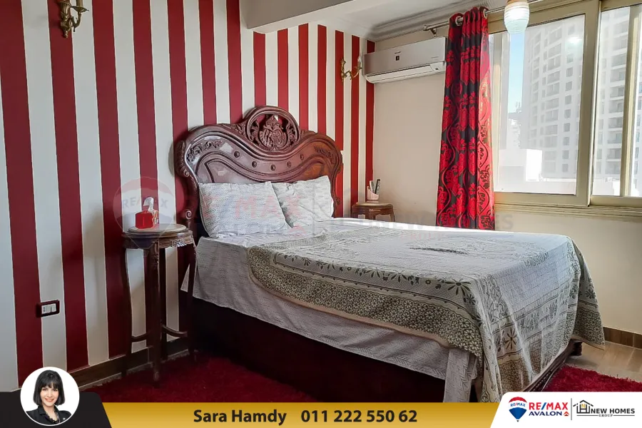 شقة للبيع 180م سان ستيفانو (على البحر مباشرة ) - فيو كامل علي البحر مباشرة