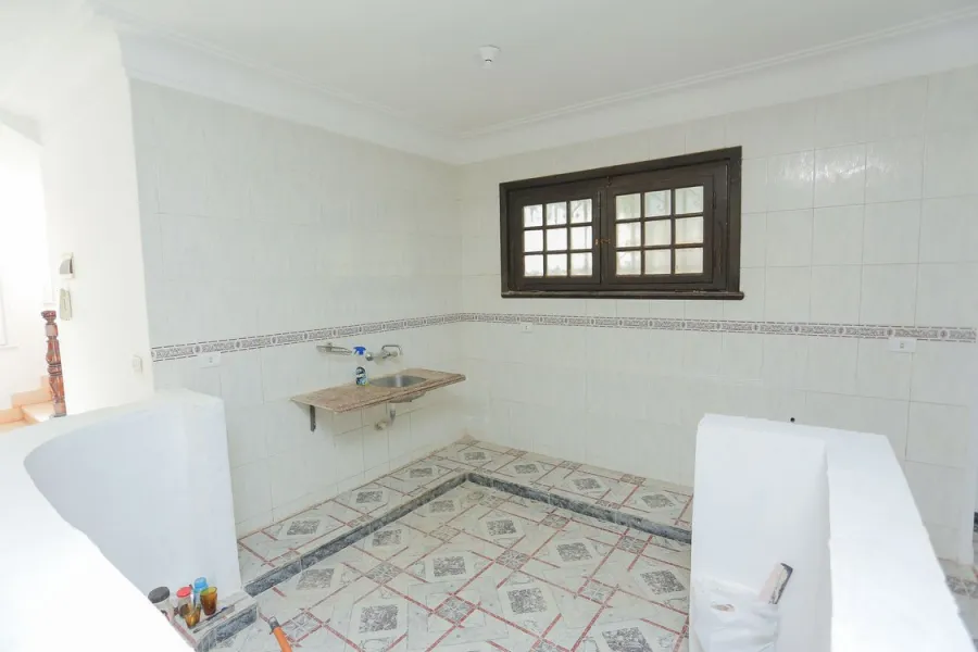 فيلا مرخصة للبيع كينج مريوط (شارع قرطبة)