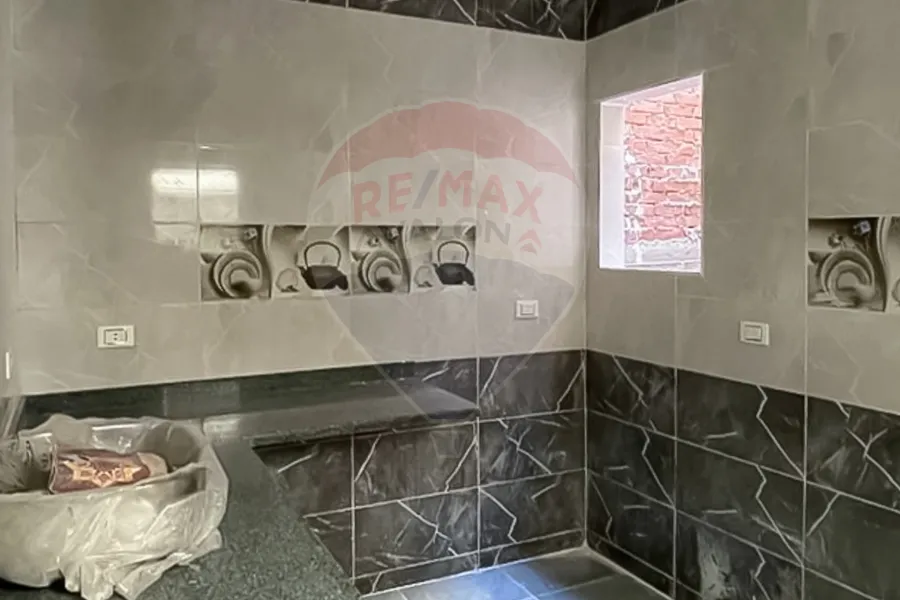 Apartment for sale 100 m Cleopatra (steps from Abu Qir st.)