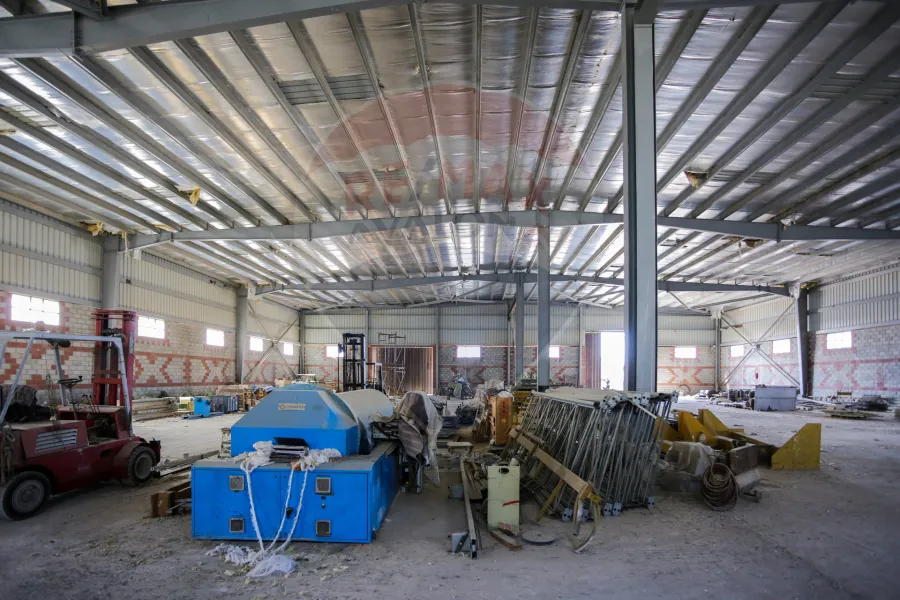 مصنع للبيع 4,593 م برج العرب (المنطقة الصناعية الرابعة)