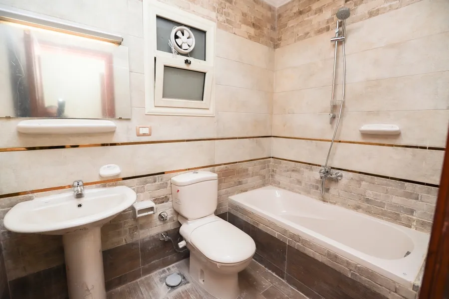 Apartment for Sale 210m Smouha (Hassan Allam St. near Fawzy Moaz st.)- first Hand-