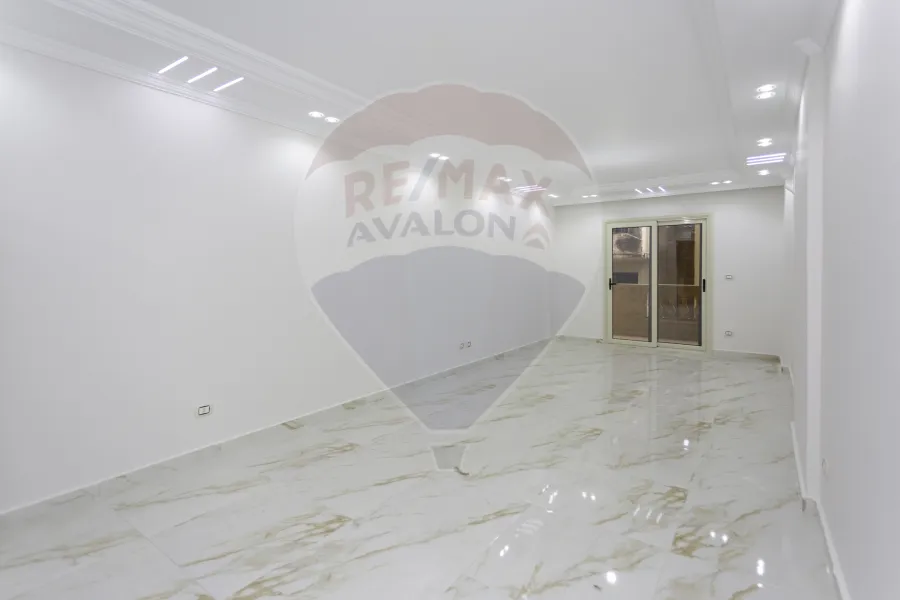 شقة للبيع 165 م الابراهيمية (ش كانوب)