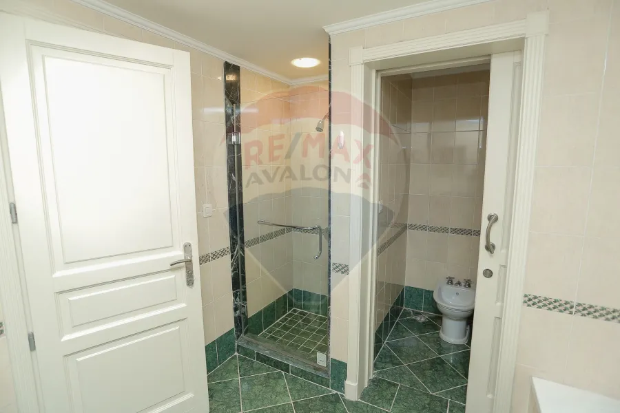 Furnished Apartment for Rent 295 m Sanstefno (Fourseasons)