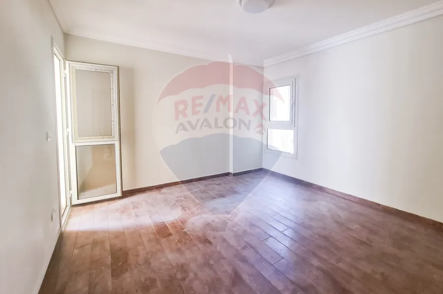 Apartment for rent 235 m Sporting (Abo Qir St)