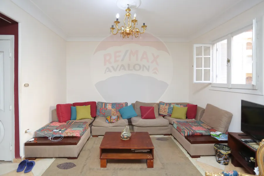 شقة للبيع 140 م لوران (متفرع من ش ابوقير)