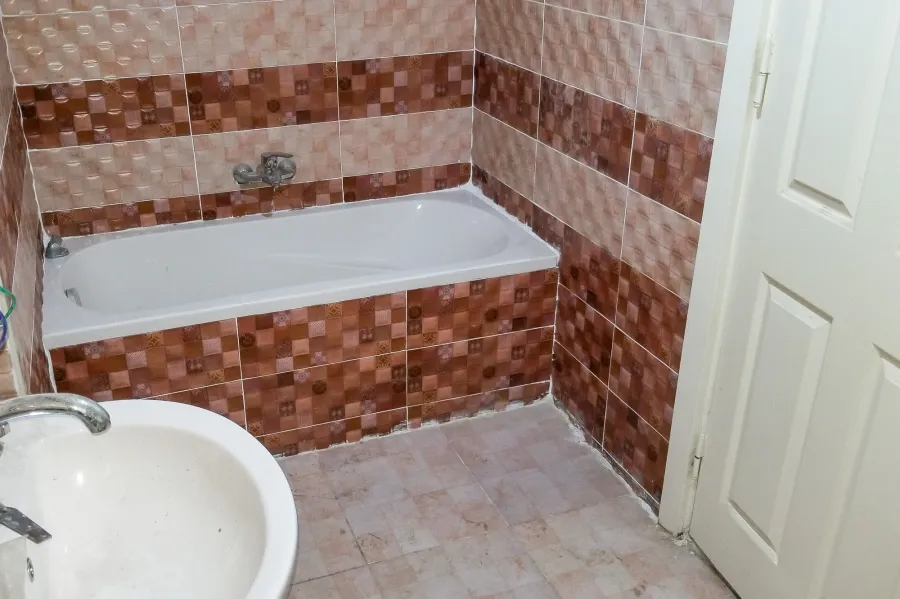 شقة للإيجار 210 م كليوباترا (علي البحر مباشرة)