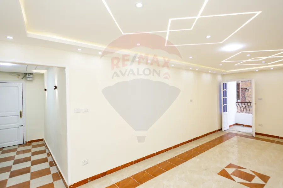 شقة للبيع 145 م ميامي (ثاني نمرة من ش العيسوي)