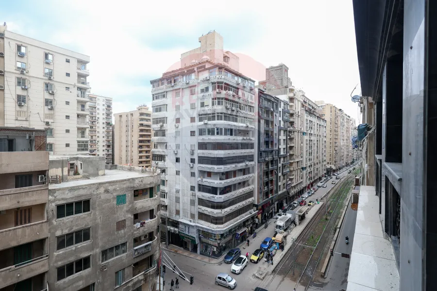 Apartment for sale 193 m Louran (directly on the tram - Brand Building)