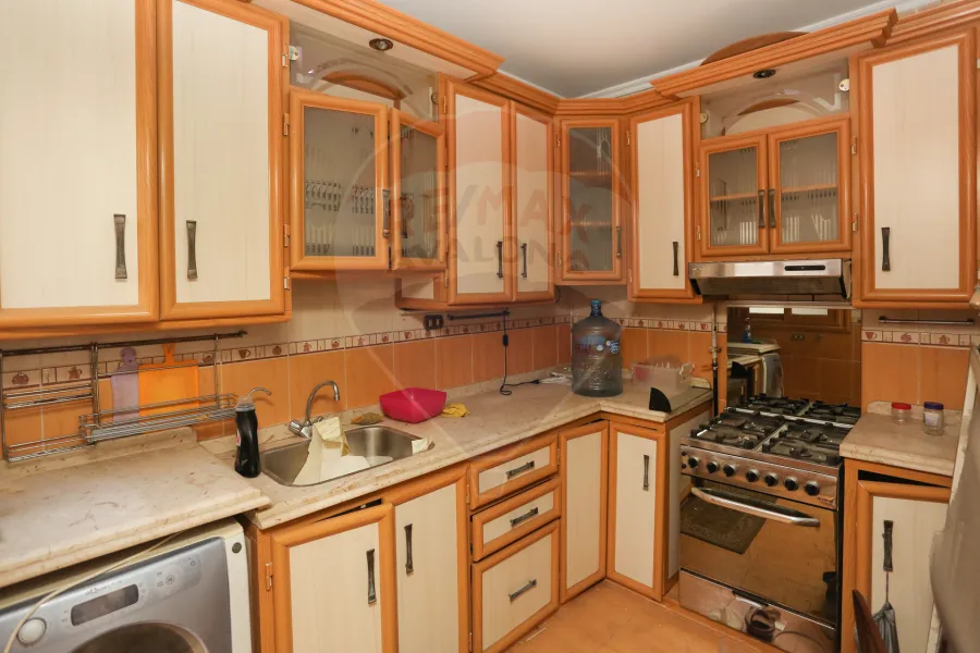 Penthouse apartment for sale 150 m Smouha (Pharmacists Compound - next to Khair Zaman - Al-Firdous Main St.)