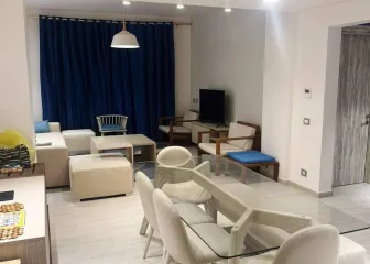 شاليه فندقي للبيع (فوكا باي - رأس الحكمة) 120 م