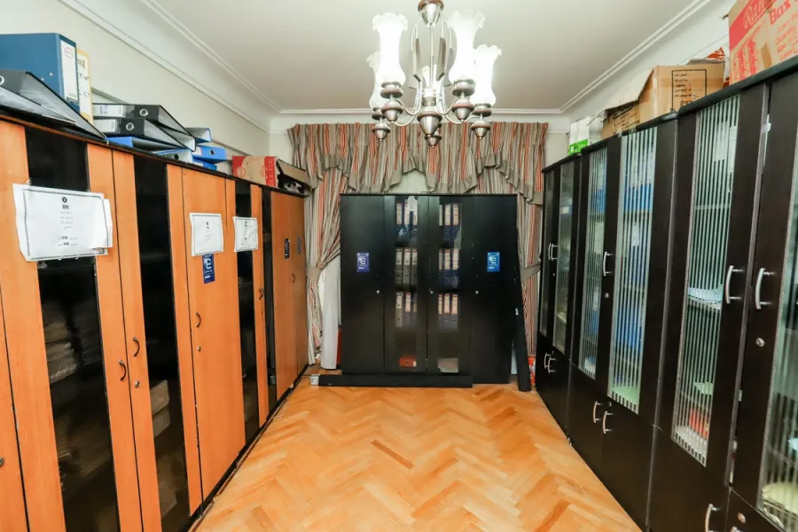 شقة للبيع 265م المندرة (أمام فندق وردة العصافرة)