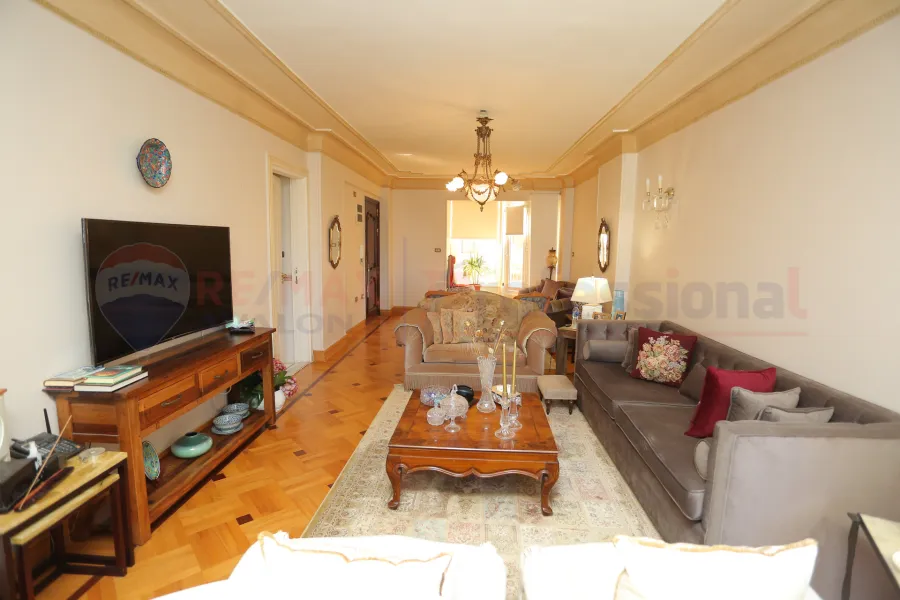 Apartment for sale 150 m Kafr Abdo (Steps from Saint Jenny Square)