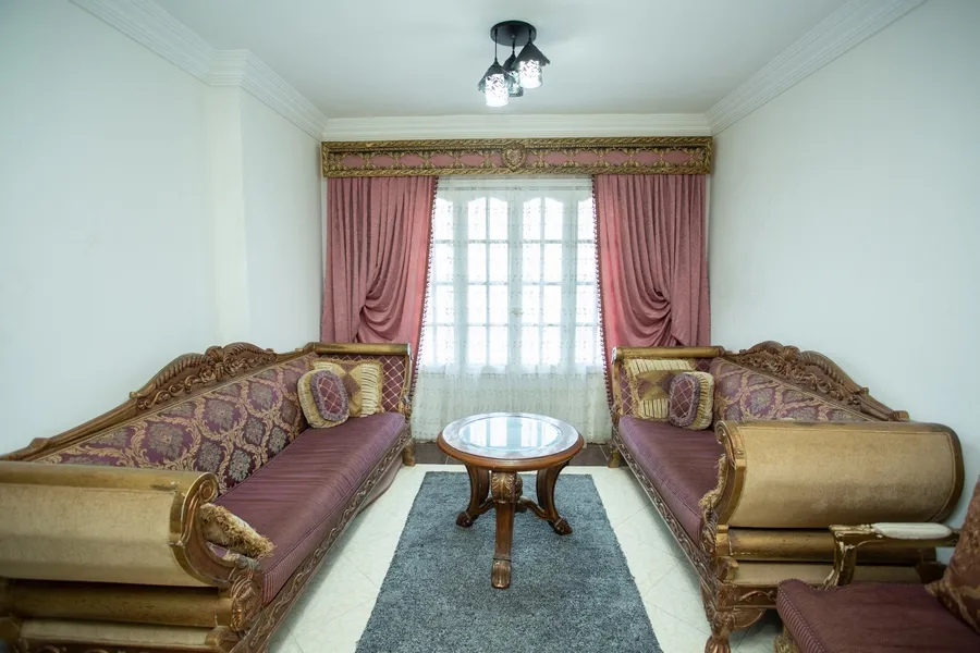 شقة للبيع 135م ميامي (أمام الأكاديمية)