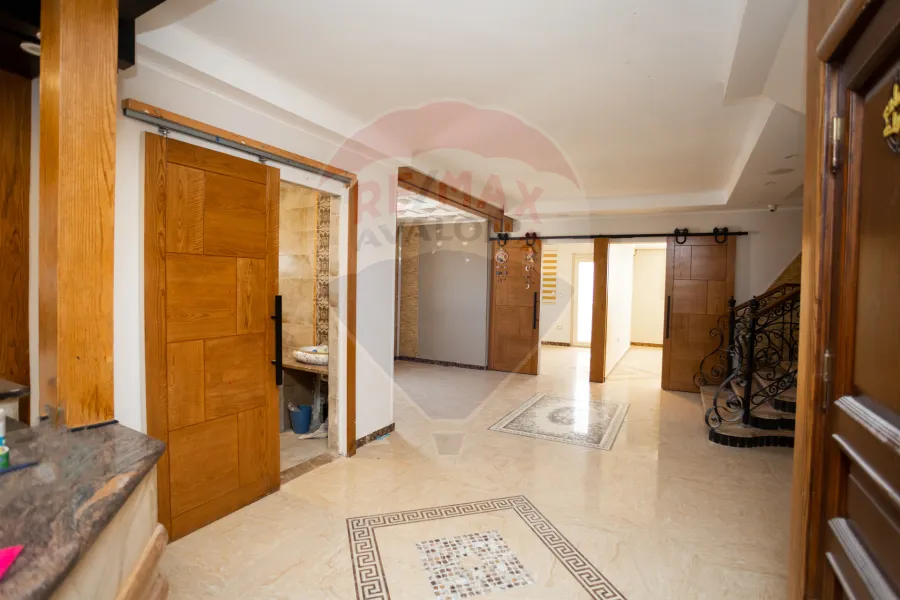 Duplex Apartment for sale 225 m Stanley (Abdel Hamid Al-Abadi St.)