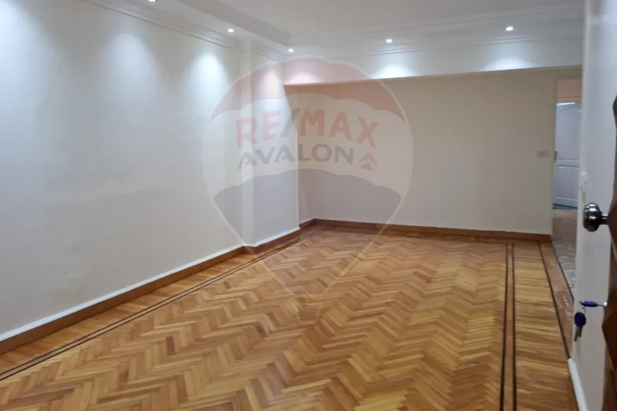 Apartment for sale 105 m Smouha (next to Andalusia Hospital)