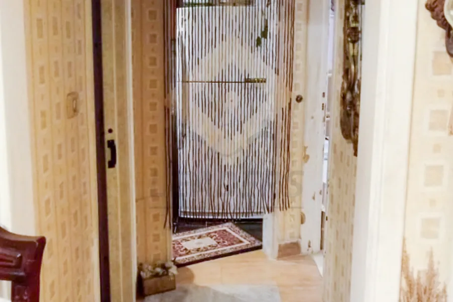 شقة للبيع 85 م سبورتنج (خطوات من البحر)