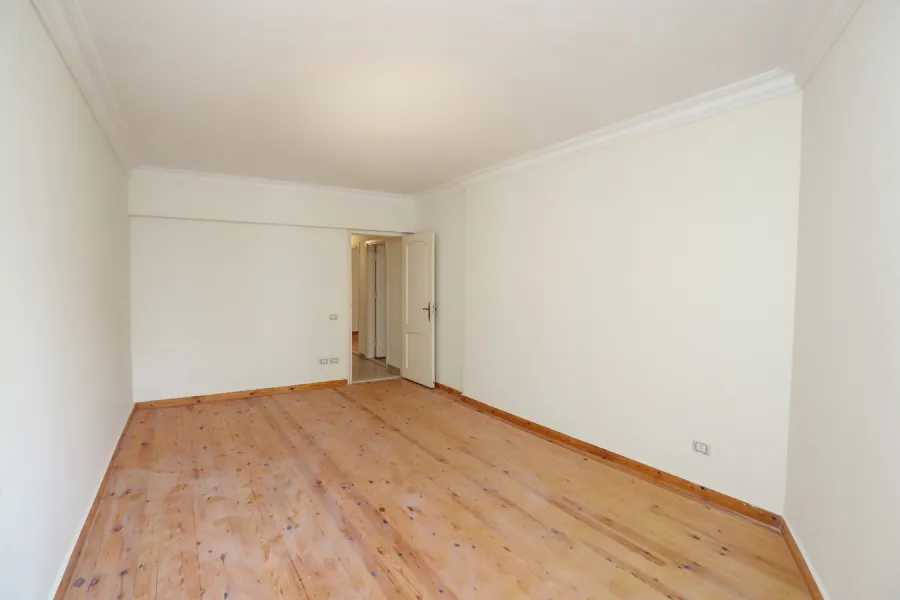 Apartment for sale 160m Sidi Beshr (El-Fareda Towers - Behined Hilton Hotel)