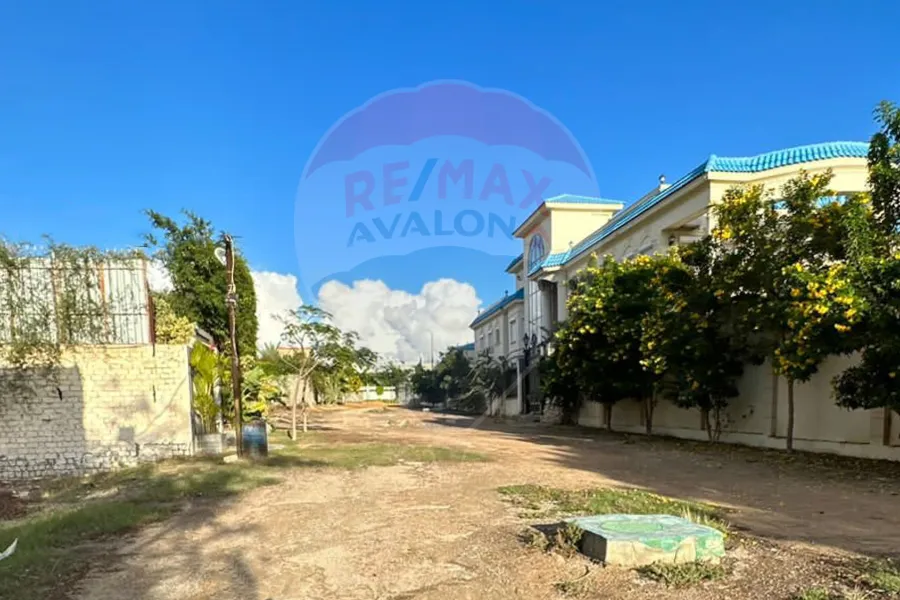 Villa for sale 1,200 m King mariout (Banks Complex - Al-Kafouri Road)