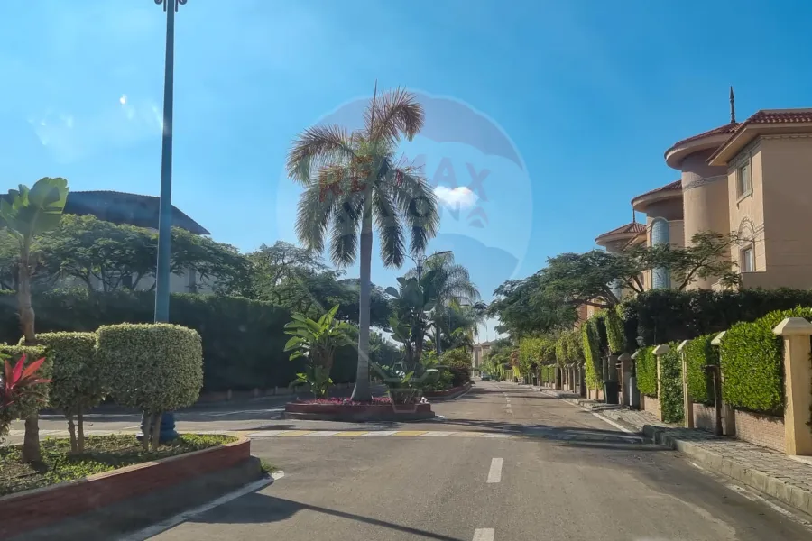 فيلا للبيع 550 م كينج مريوط (العروبه رويال)