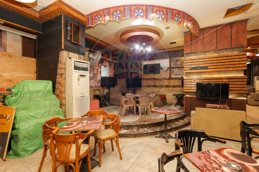 Shop for sale 220 m Sidi Bishr (Al-Essawi St.)