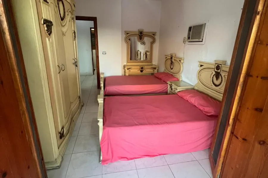 Furnished ground chalet + Garden for rent (Marina 7)