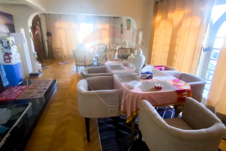 شقة للبيع 235 م رشدي (ش أبوقير)