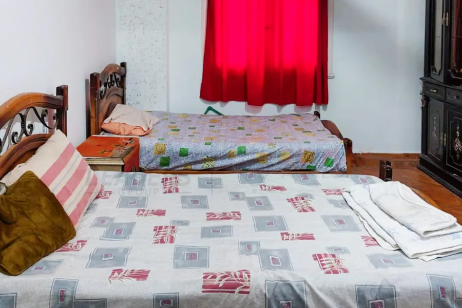 Furnished apartment for rent 175 m Saba Pasha (directly on the sea)