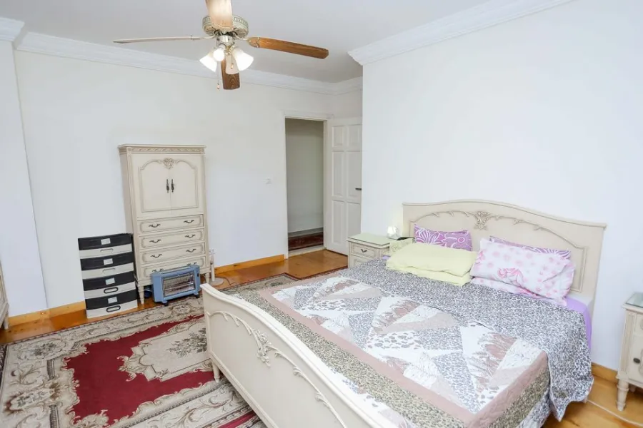 شقة للبيع 262م لوران (ش سرهنك - عمارة عزيز شنودة) 