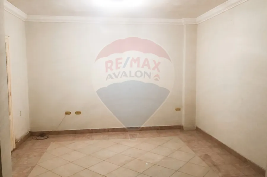 Administrative Apartment For Rent 150 m Sporting (Abo Qeir St.- In Front Of Sprting Club)