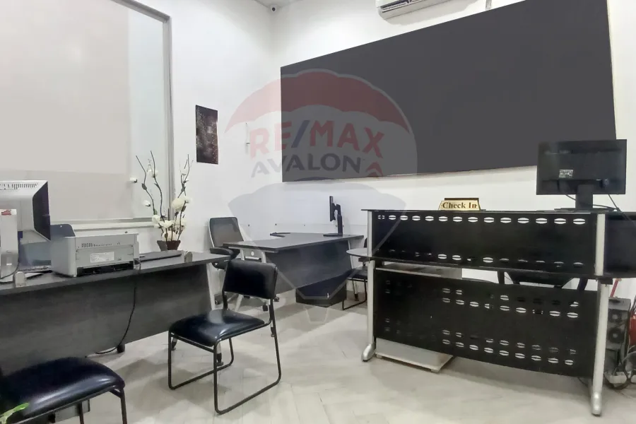 Administrative apartment for sale 120 m Glem (Mostafa Maher St.)