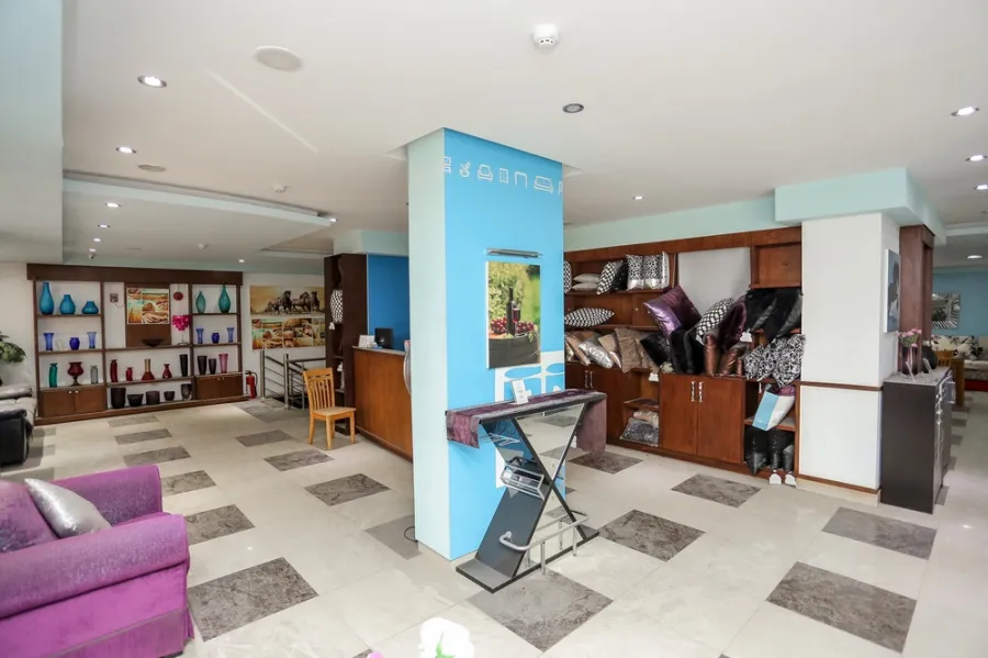 Commercial Property For Rent 615m Smouha