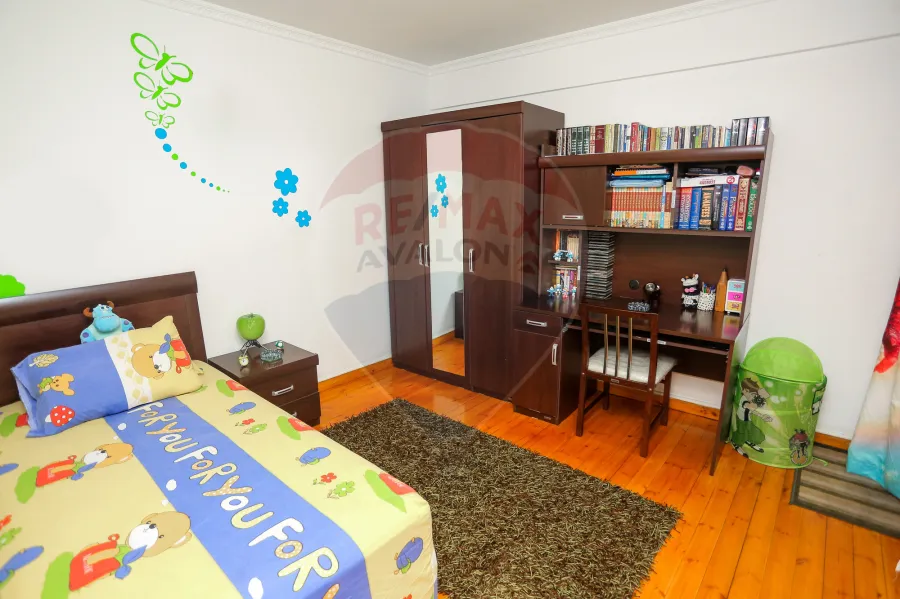 شقة للبيع 150 م سموحة (شارع ألبرت الاول - كومبوند البارون )