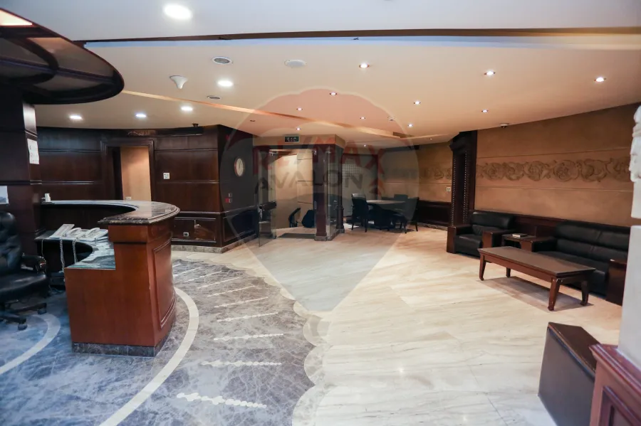 مقر ادارى للبيع 1,000 م سموحة (ش مسجد علي بن ابى طالب)