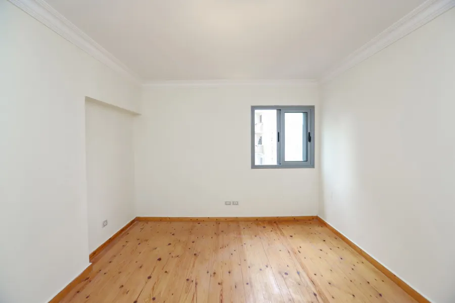 Apartment for sale 160m Sidi Beshr (El-Fareda Towers - Behined Hilton Hotel)