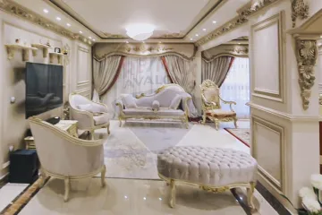 شقة للبيع 335 م ميامي (خطوات من البحر)