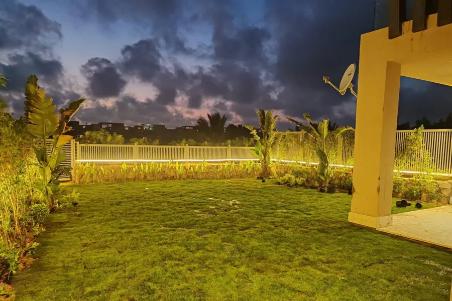 Ground floor chalet with garden for sale (Hacienda Bay - Sidi Abdel Rahman) 153 m + 218 m garden - 12,500.00 EGP (down payment + over)