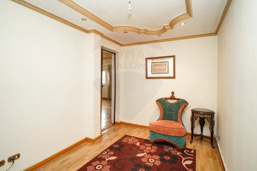 شقة للبيع 500 م لوران (ش شعراوي الرئيسي)