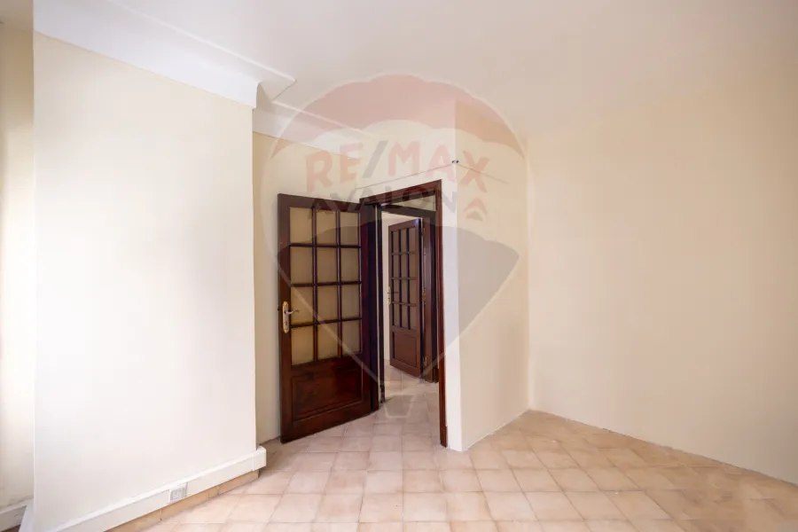 Apartment for rent 217 m Louran (directly on the tram)