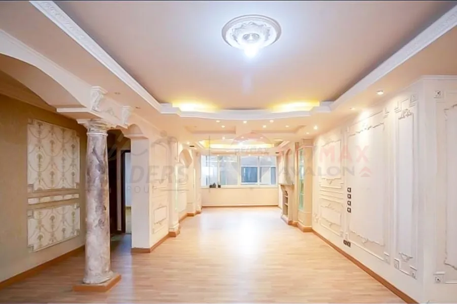 Apartment for sale 195 m Kafr Abdo (steps from Abu Qir St.)