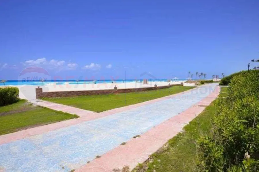 Chalet for sale (Golden Beach) North Coast - 75 m