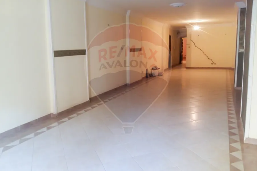 شقة للبيع 186 م سيدي بشر (ش العيسوي )