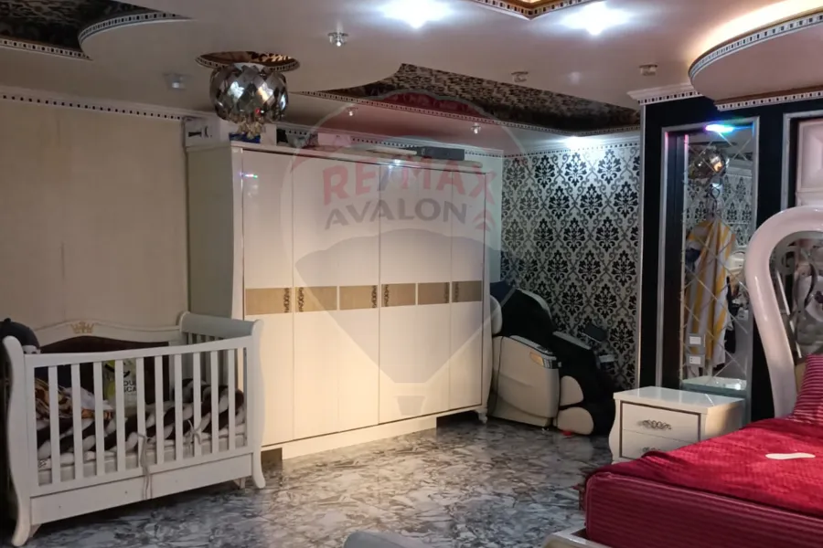 Apartment for sale 330 m Camp Caesar (on the sea)