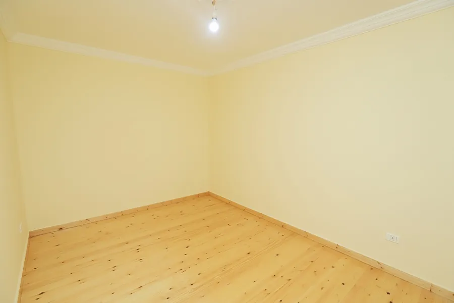 Apartment for Sale 210m Smouha (Hassan Allam St. near Fawzy Moaz st.)- first Hand-