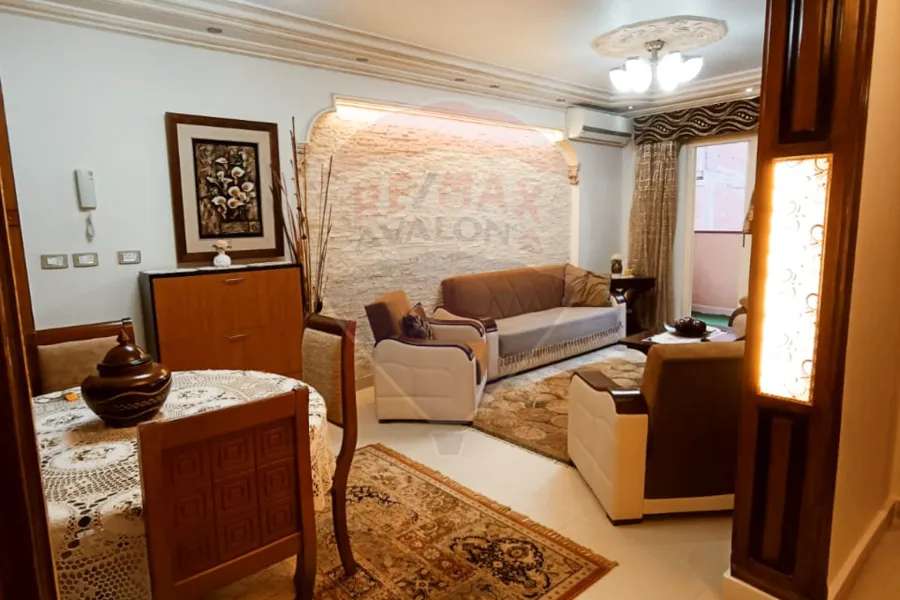 شقة للبيع 120 م سيدي بشر (متفرع من ش خالد بن الوليد)