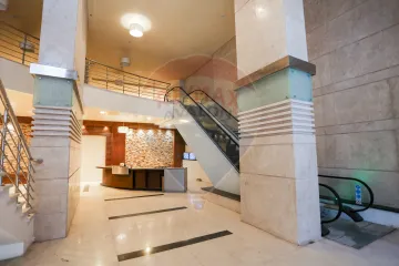 ميزان إدارى للبيع 106 م سموحة  (ش فوزى معاذ - كومباوند سموحة هايتس )