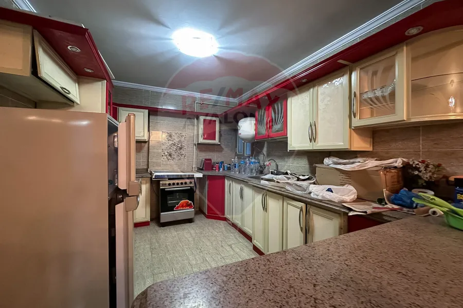 شقه للبيع 125 م سيدي جابر (ش المشير)