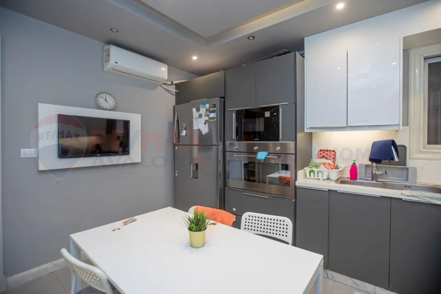 Apartment for sale 290 m Smouha (Seif Towers)