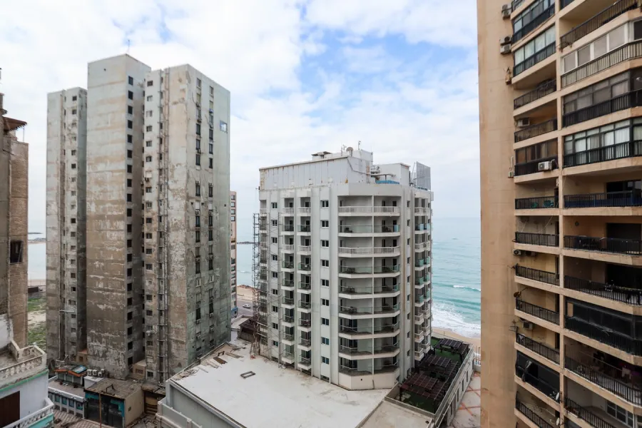 Apartment for sale 160m Sidi Beshr (El-Fareda Towers - Behined Hilton Hotel)