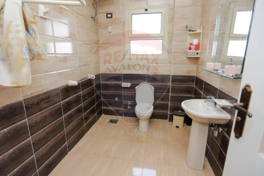 Stand Alone Villa for sale 1,008 m King Mariout